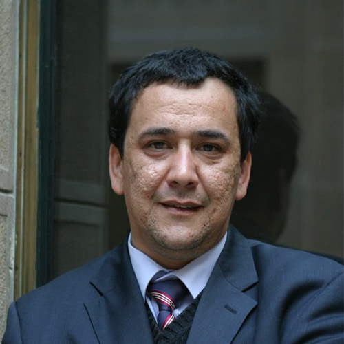 ROBERTO ÁLVAREZ